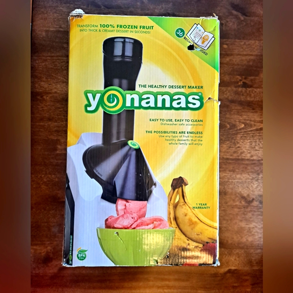 Yonanas Frozen Dessert Maker with Recipes Black/White NEW